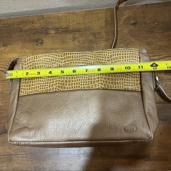 Vtg SAS Metallic Bronze Brown LEATHER CROSSBODY Handbag w/ Croc Trim Casual EUC - Picture 14 of 16